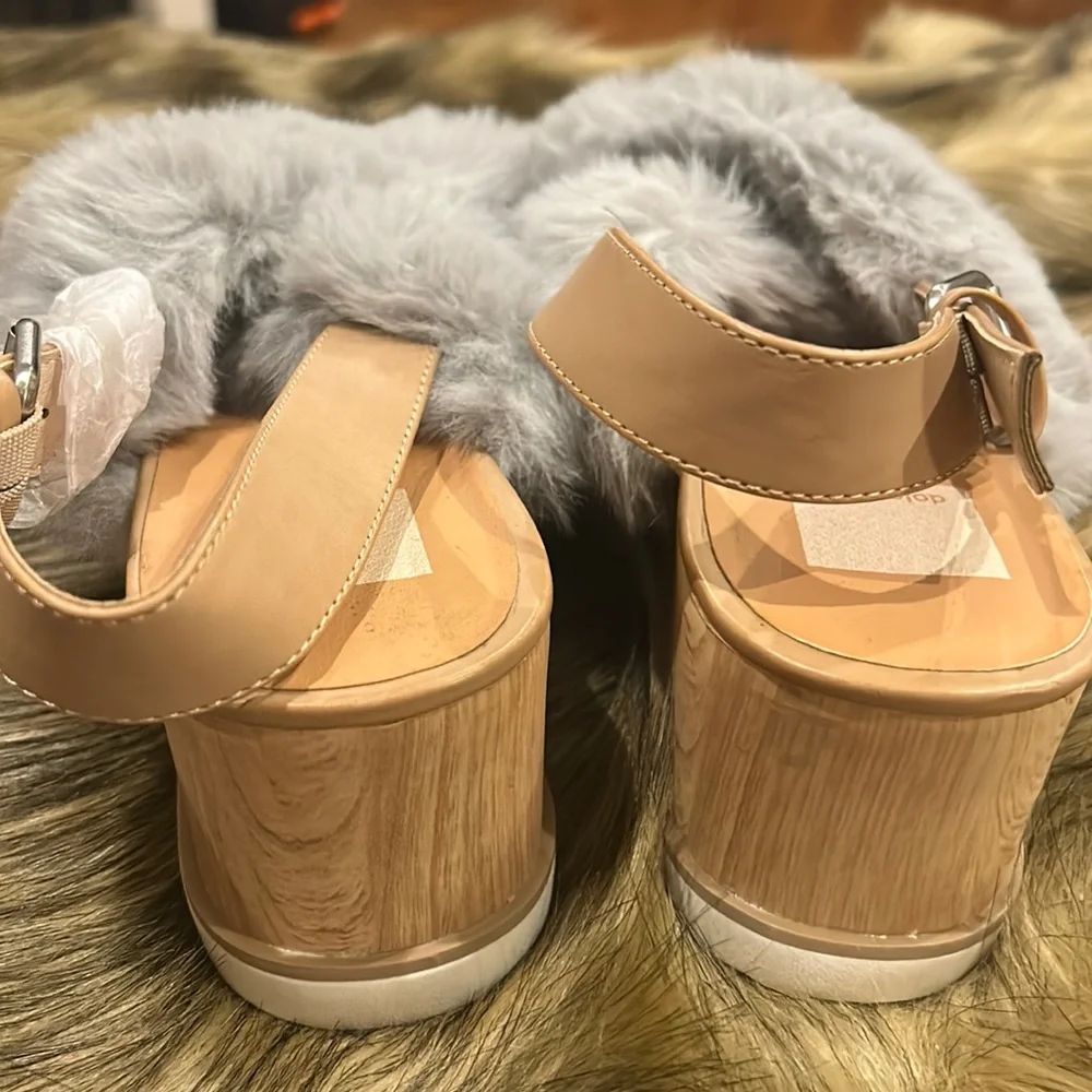 DV By Dolce Vita Liana Faux Fur Platform Sandal In Grey Faux Fur - Picture 7 of 7